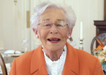 아이비 주지사, 추수감사절 메시지 발표