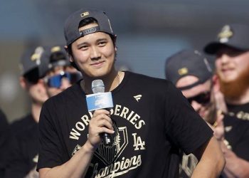 오타니, 만장일치로 내셔널리그 MVP… 3년 연속·통산 4번째 정상