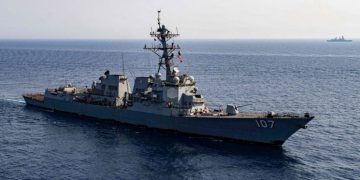 트럼프 “베네수엘라 완전 봉쇄”…미 해군 전면 차단 선언