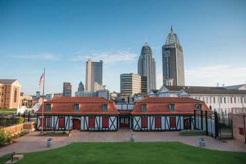 모빌 항구 대변신 예고…“식당·술집·상점으로 물가 살린다”