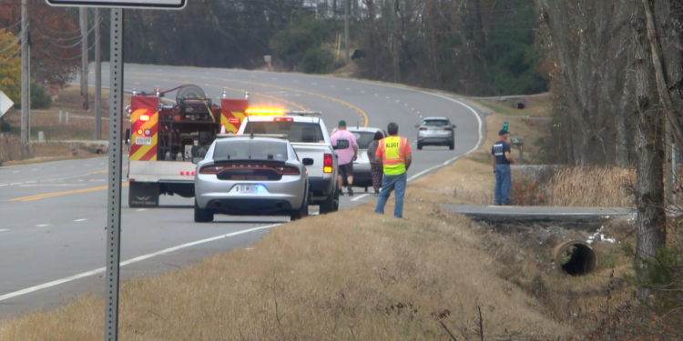 연말 도로 위가 가장 위험하다…앨라바마 경찰, ‘12일간 안전 캠페인’ 가동