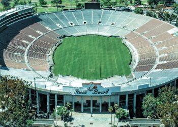 비까지 온다…알라바마 로즈볼에 ‘이중 악재’
