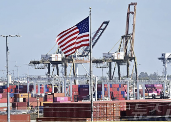 미국 경제, 예상 깬 4%대 질주