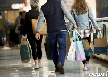 미국 경제는 성장 중인데…서민 체감은 ‘불황’