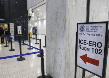 신장 인권 폭로한 중국인, 美서 쫓겨난다…“우간다는 또 다른 중국”