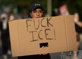 “죄 없어도 잡는다”…트럼프식 이민단속, 거리·일터까지 덮쳤다