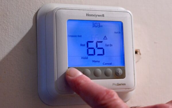 미 연방정부, 지연됐던 난방비 지원금 36억 달러 전격 집행…저소득층 겨울난 대비 본격화