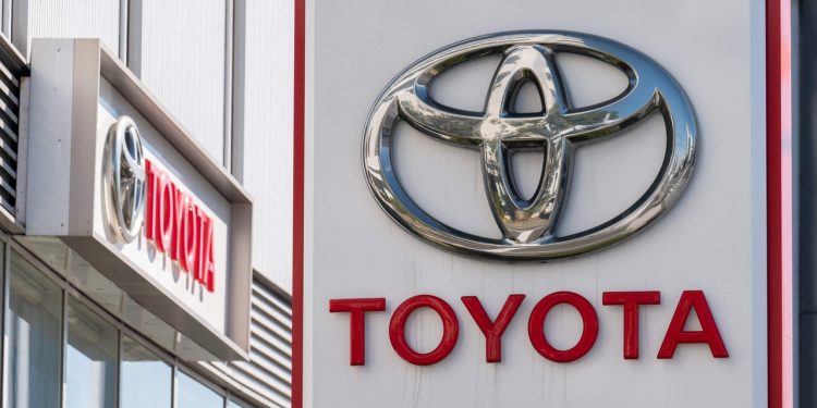 도요타, 또 1위…폭스바겐은 미·중서 휘청