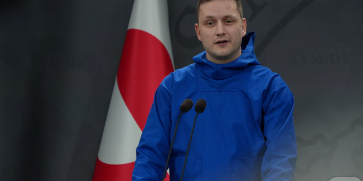 그린란드 총리 “미국보다 덴마크 선택…미국 소유물 되길 원하지 않아”