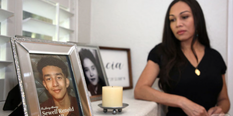 아들 죽음 부른 챗봇 논란…구글 결국 합의