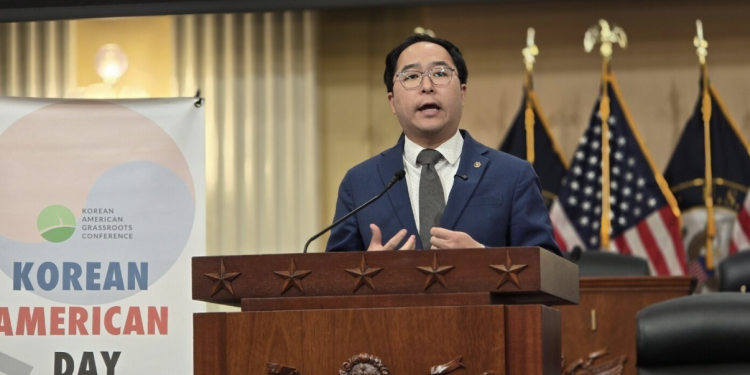 트레이더조에 김밥…한국계 美의원들 “이게 아메리칸 드림”