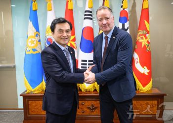 60조 잭팟 눈앞…한국, 캐나다 잠수함 수주 ‘막판 올인’