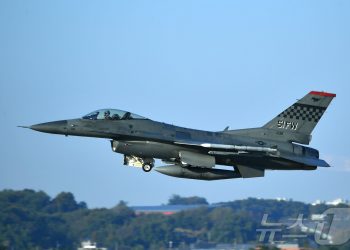 中 “미 군용기 서해 활동, 규정 따라 전 과정 감시·대응”