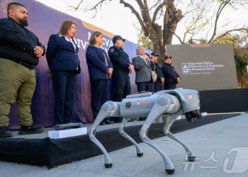 북중미 월드컵에 ‘로봇개’ 배치…한국 대표팀 뛰는 멕시코 도시 투입