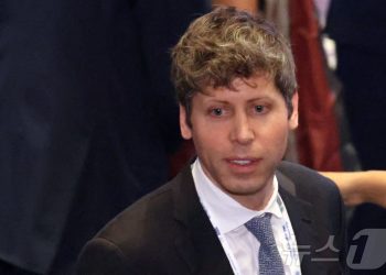 올트먼 “AI 권력 집중은 파멸”…국제기구급 강력 규제 촉구