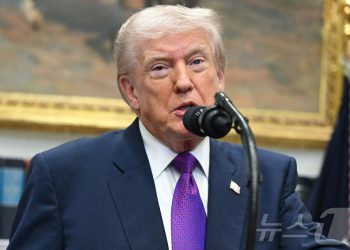 “기후 규제 끝낸다”…트럼프, 온실가스 ‘위해성 판단’ 폐기