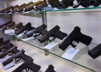 앨라배마 ‘총기·탄약 면세 휴일’ 법안 하원 통과…민주당은 식료품세 인하 촉구