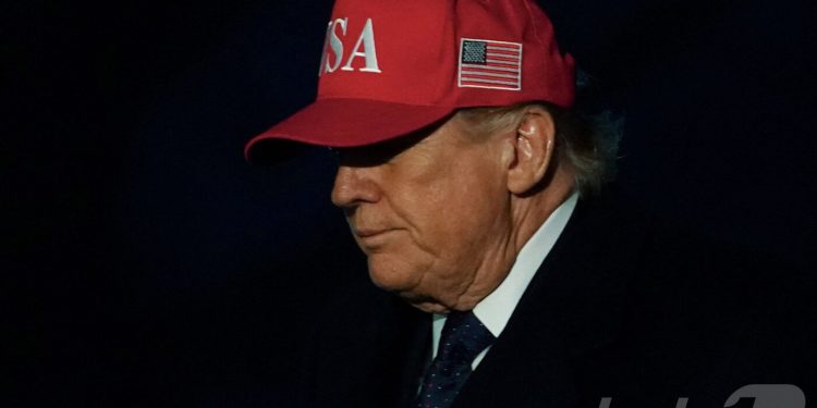 “전면전이냐 협상이냐”…미·이란 전쟁 가를 6가지 변수