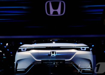 “전기차 포기 수순?”…혼다, EV 축소하고 하이브리드로 선회