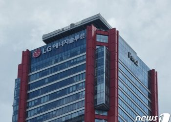 “전기차보다 에너지로 간다”…테슬라, LG엔솔과 6.4조 빅딜