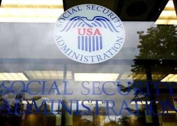 “연금 고갈 앞당겨졌다”…미국 노인들 ‘이중 충격’