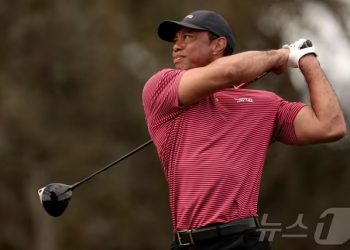 “체포에도 사랑 굳건”…타이거 우즈♥트럼프 前며느리, 여전히 ‘행복’