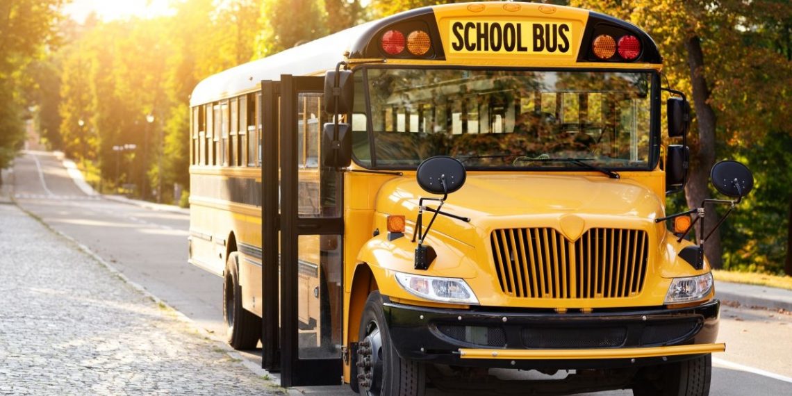 앨라배마, 퇴직자 재고용 허용 법안 통과…버스기사·치안 인력난 해소 기대