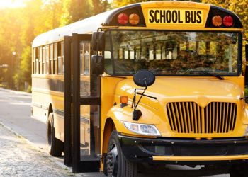 앨라배마, 퇴직자 재고용 허용 법안 통과…버스기사·치안 인력난 해소 기대