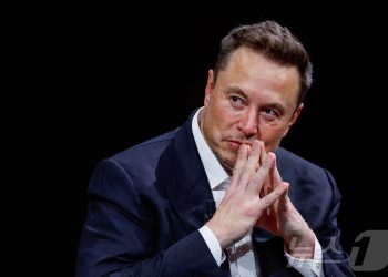 “월급 내가 준다”…머스크, 美 공항 마비 사태에 파격 제안