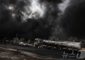 이스라엘 이란 연료시설 공습에 미국 불쾌…“유가 폭등 상황에서 왜 공격하나”