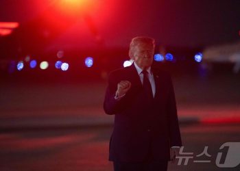 금방 끝날 줄 알았는데…유가 폭등·탄약 고갈 ‘트럼프의 오판’