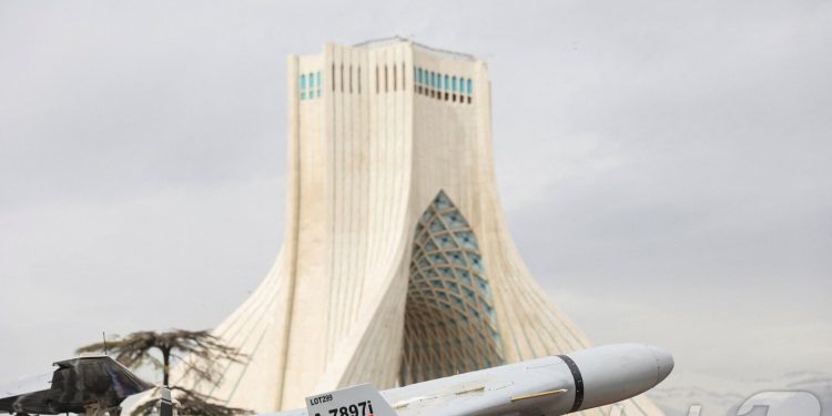 FBI “이란, 보복 위해 미 서해안 드론 공격 가능성”…캘리포니아 경계 강화