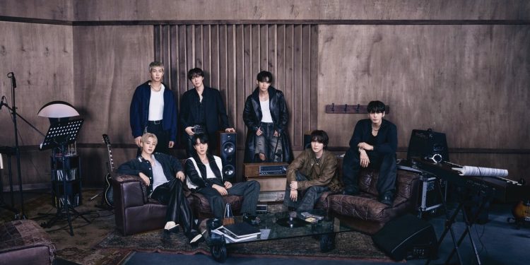 “전곡이 차트 점령”…BTS ‘스윔’, 스포티파이 3일 연속 1위
