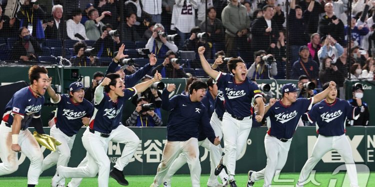 한국, 호주 꺾고 WBC 8강 진출…17년 만에 토너먼트 진입
