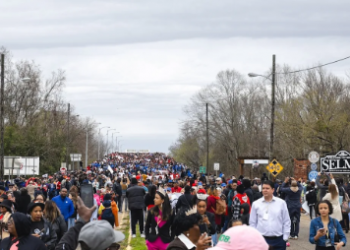 앨라배마 셀마 축제 기간 총격 사건…8명 부상
