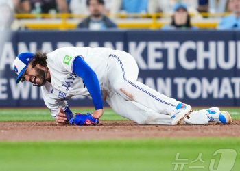 “KBO MVP의 비극”…폰세, 무릎 수술로 시즌 아웃