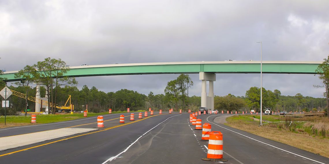 “논란의 5,200만달러 다리”…드디어 개통 임박