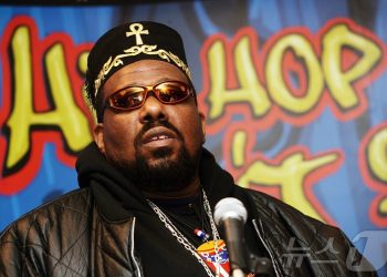 힙합의 아버지 떠났다…아프리카 밤바타 별세