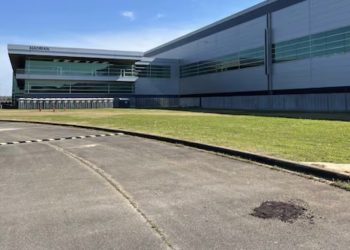 “잠수함 공장 하나에 1조 투자”…앨라배마 시골이 들썩인다