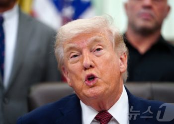 “합의 안 하면 다 파괴”…트럼프, 이란에 ‘최후통첩’