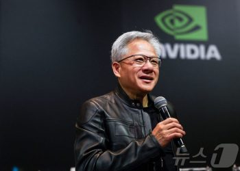 엔비디아, AI 데이터센터에 3조원 베팅…“전쟁은 이제 GPU·전력 확보전”