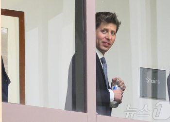 올트먼 폭로 “머스크, 오픈AI 지분 90% 달라 했다”