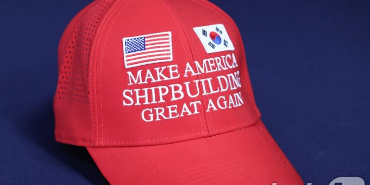 미국, 한국·일본 조선소 활용해 군함 건조 검토…한화·HD현대 거론