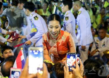 태국 ‘검사 프린세스’ 파차라키티야파 공주 별세…3년 반 혼수상태 끝에 향년 47세