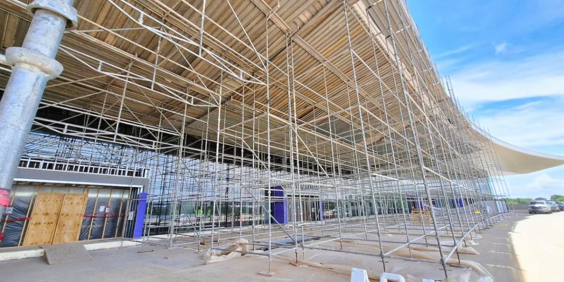 모빌 신공항 개항 준비 ‘진통’…600만 달러 컨설팅 계약 놓고 격론