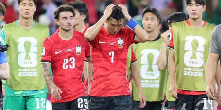 “32강 빨간불” 홍명보호, 남아공에 충격패…경우의 수만 남았다