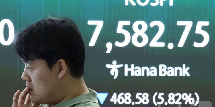 WSJ “한국 증시, ‘오징어 게임’ 될 수도”…삼성전자·SK하이닉스 쏠림 경고
