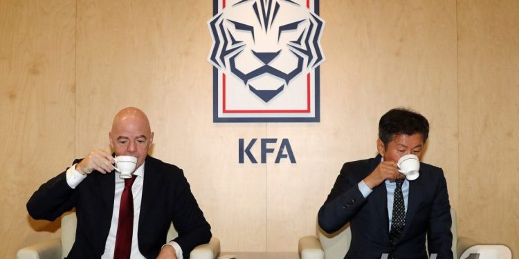 인판티노·정몽규의 ‘동시 추락’…FIFA와 대한축구협회, 신뢰 위기