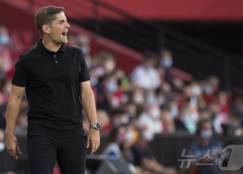 축구대표팀 임시 감독 후보 5명 압축…스페인 출신만 3명