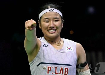 ‘배드민턴 여제’ 안세영, 3년 만에 세계선수권 정상…‘퍼펙트 우승’